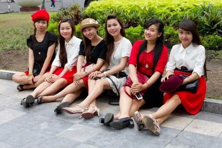 Tiêu đề: [Hotspot Matrix]: Sự Nghiệp Chướng - Pháo's Honest Take on Love and Life